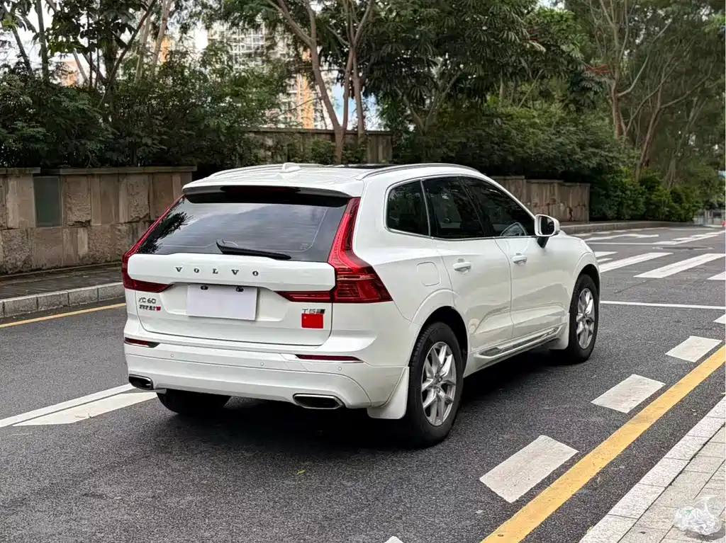 Volvo XC60 — миниатюра 14