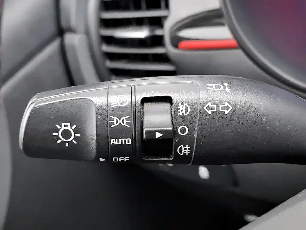Kia KX Cross — миниатюра 21