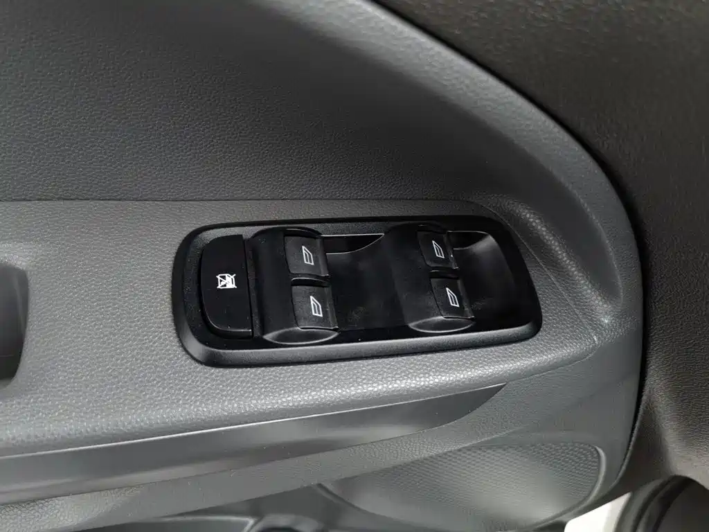 Ford Ecosport — миниатюра 9