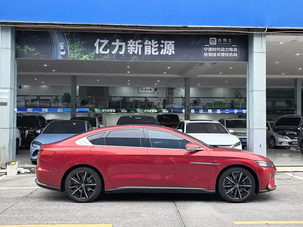 BYD Han — миниатюра 4