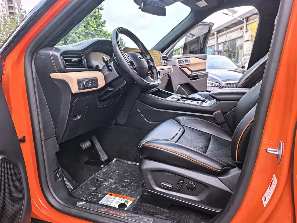 Ford Explorer — миниатюра 4