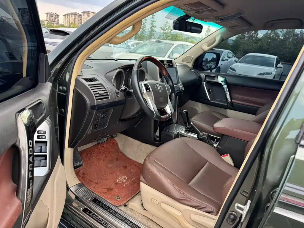 Toyota Prado (Import) — миниатюра 6