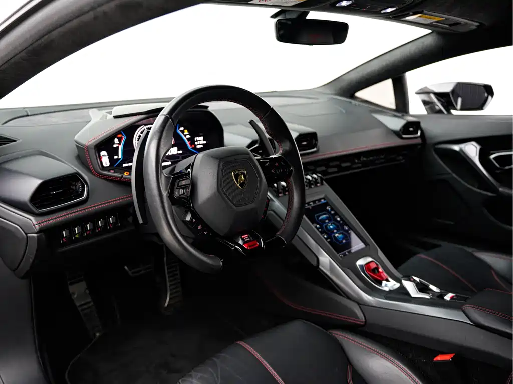 LAMBORGHINI HURACÁN