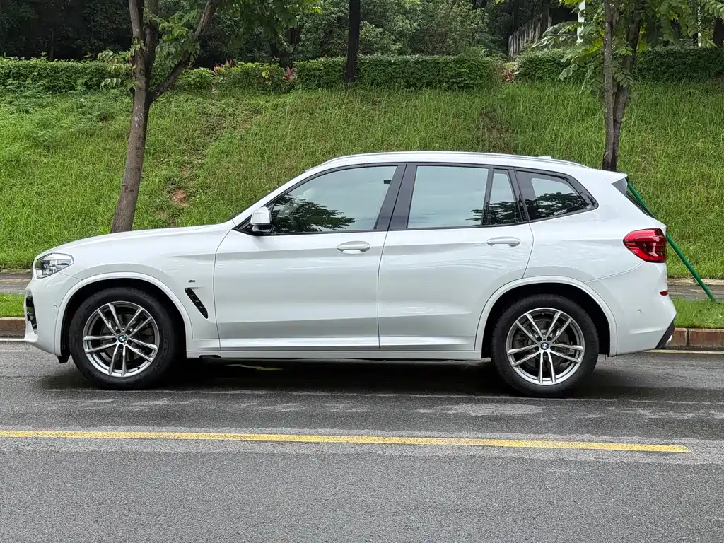 BMW X3 — миниатюра 3