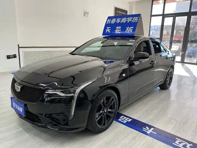 Cadillac CT4