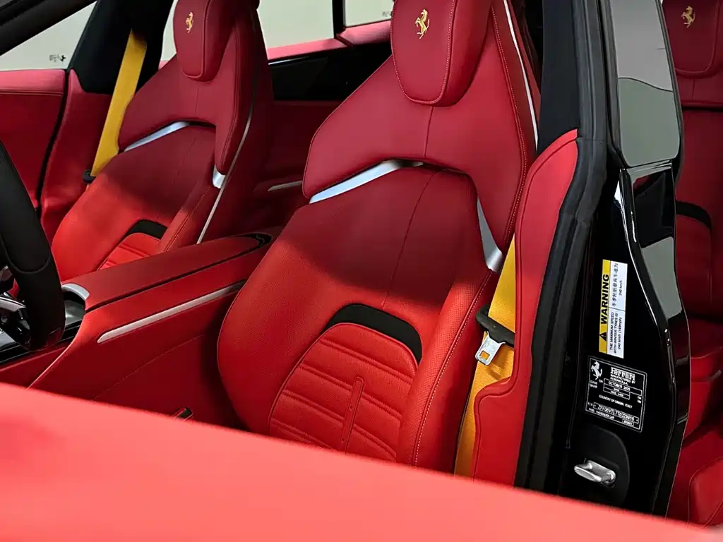 Ferrari Purosangue 2023 6.5L V12