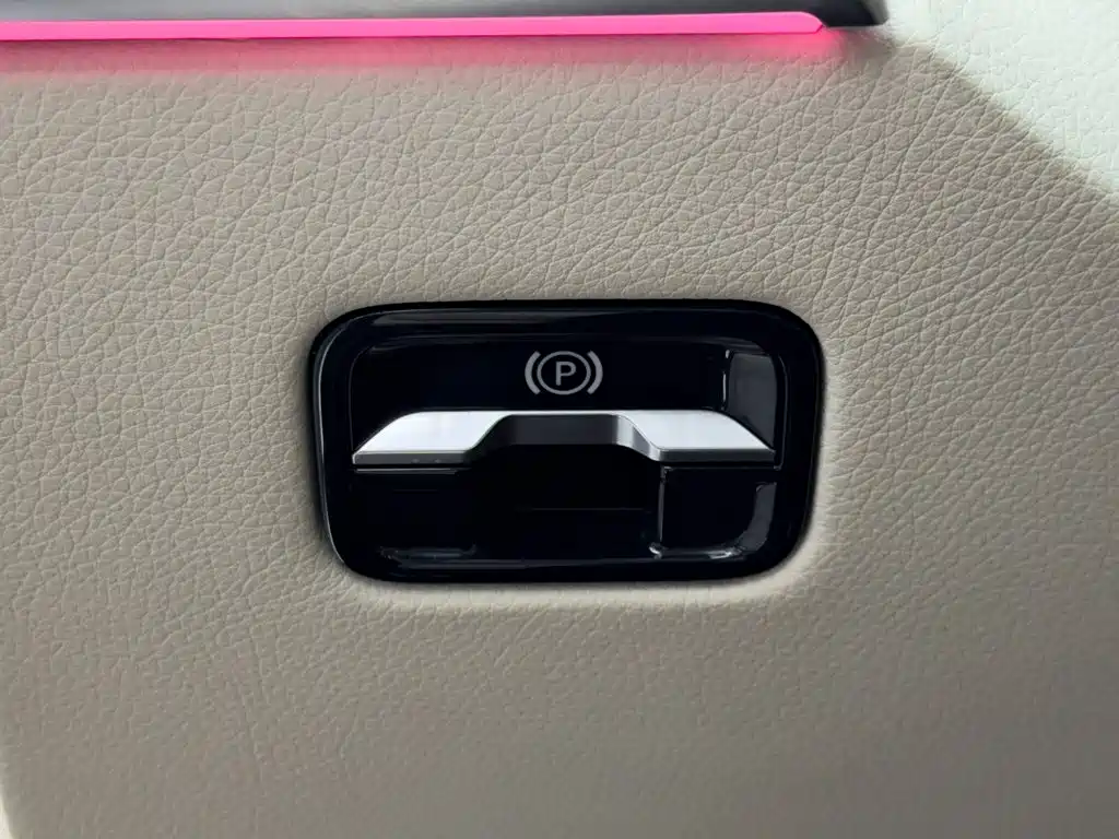 Mercedes-Benz S-Class — миниатюра 19