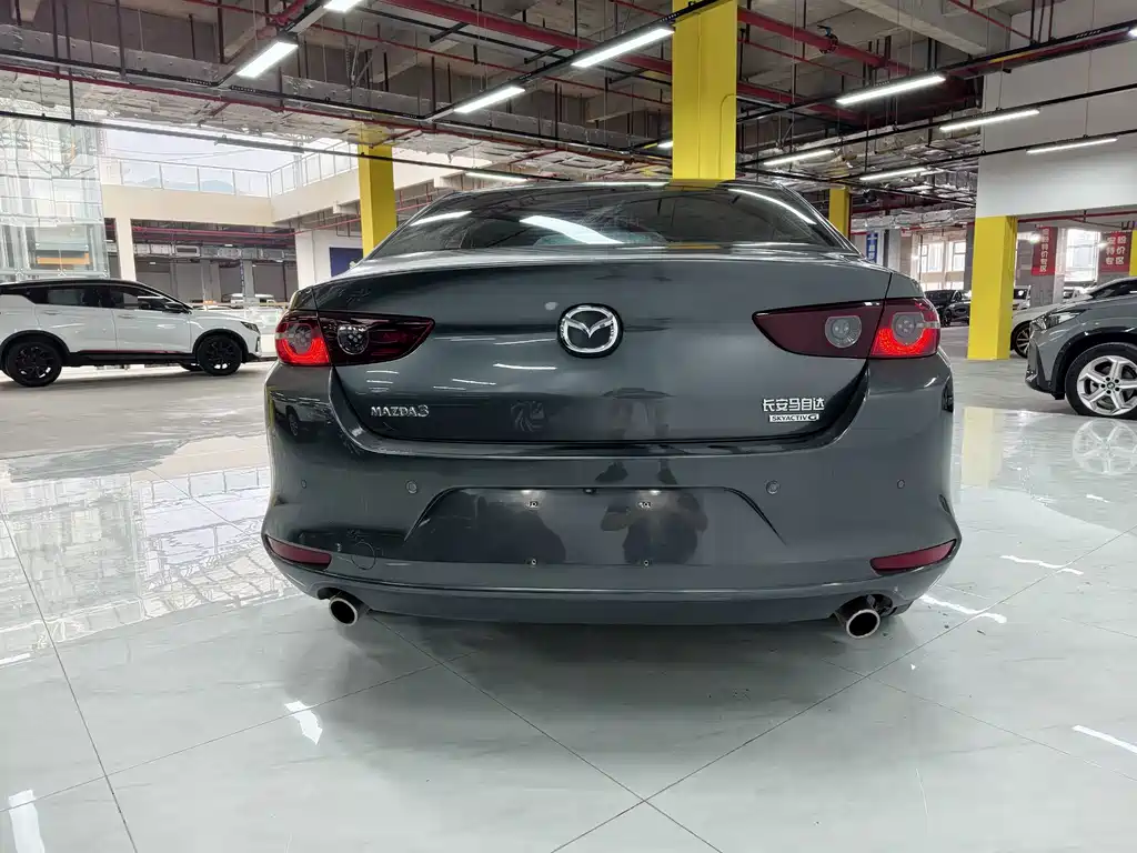 Mazda 3 Axela — миниатюра 7