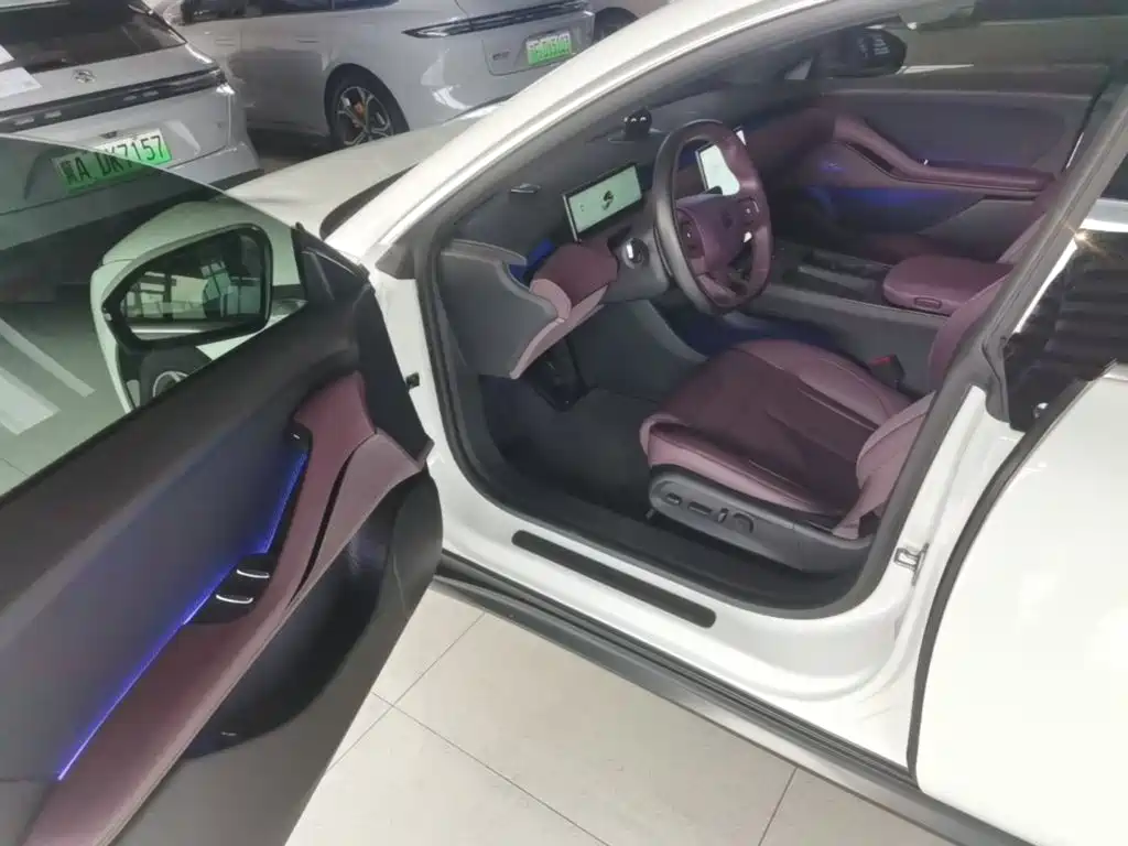 NIO ET5T — миниатюра 16