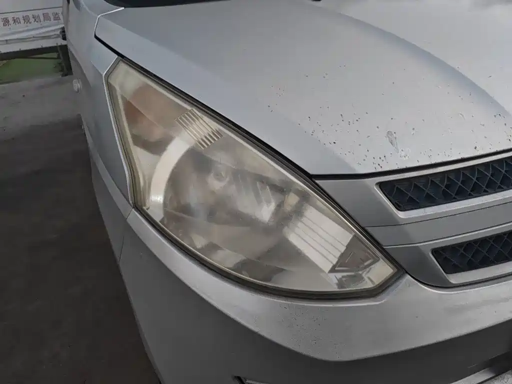 Wuling Rongguang V — миниатюра 7