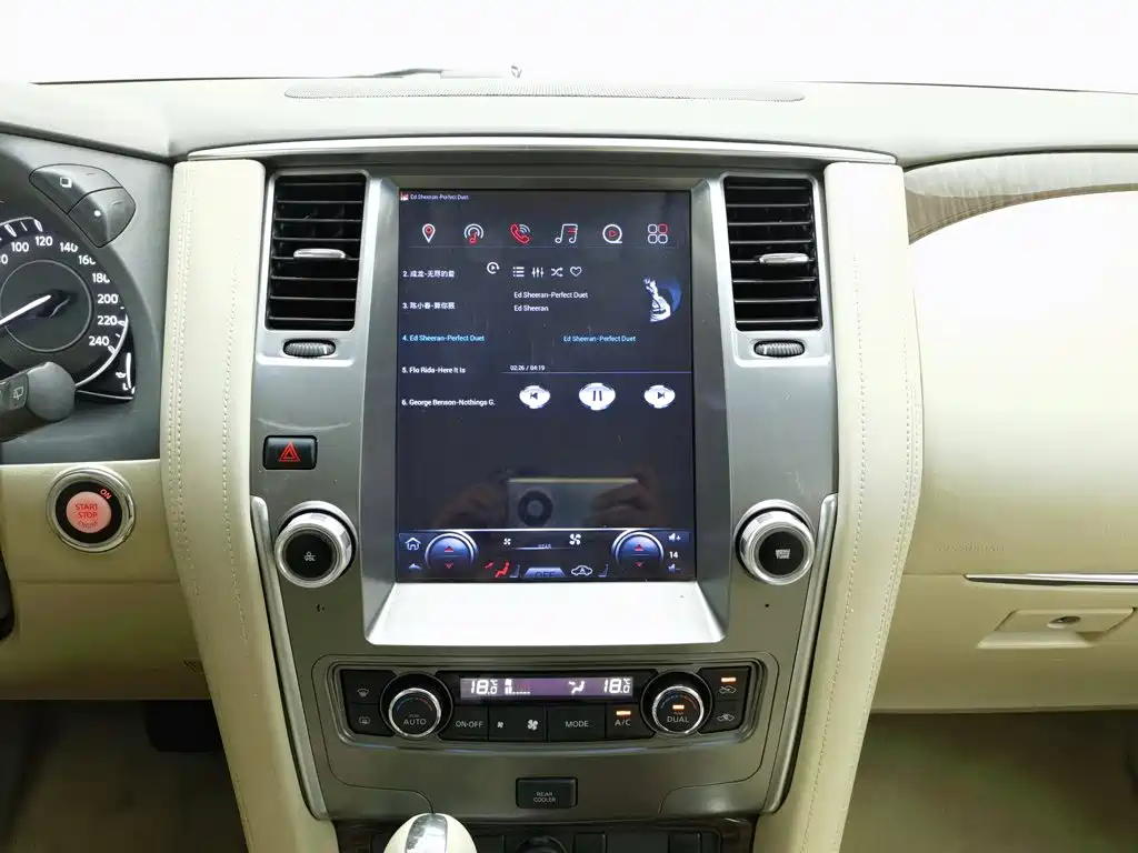 Nissan Patrol — миниатюра 12