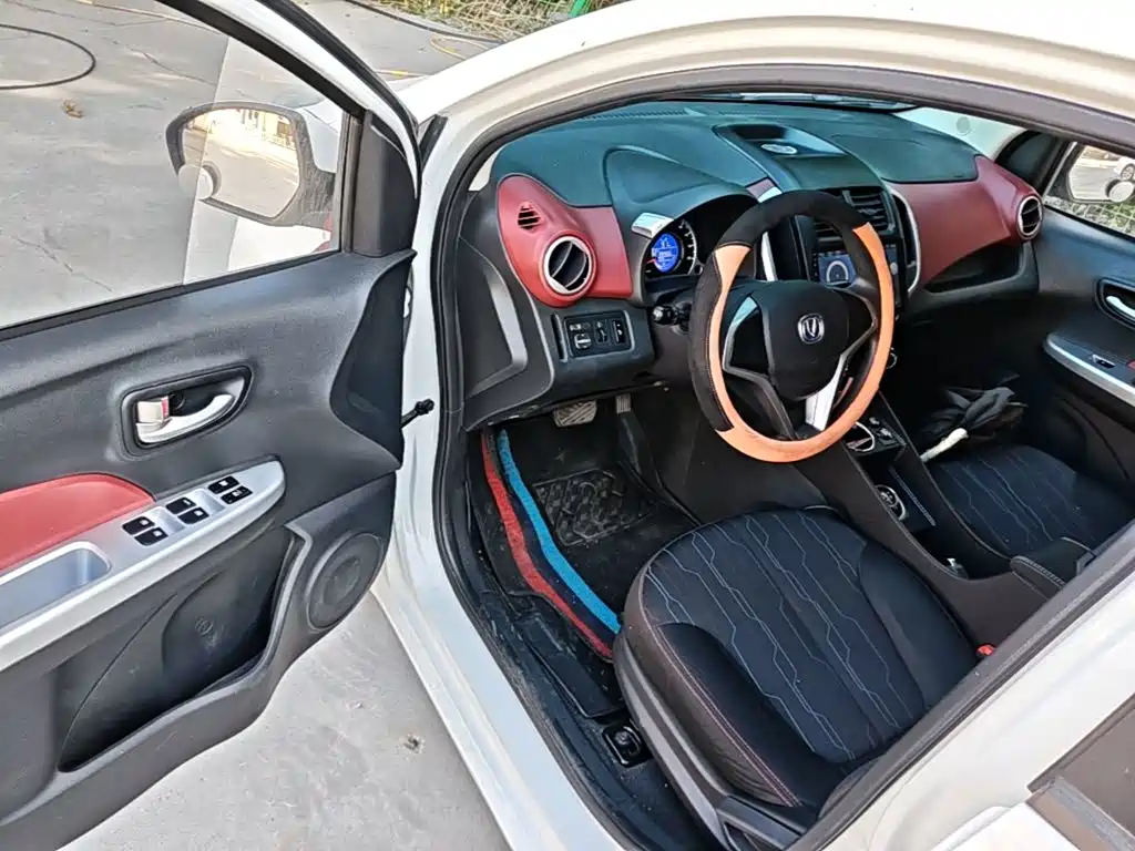Changan EV — миниатюра 16