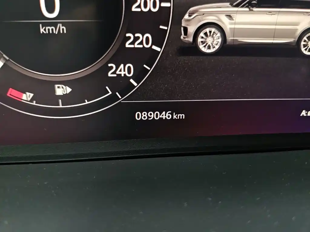 Land Rover Sport — миниатюра 17