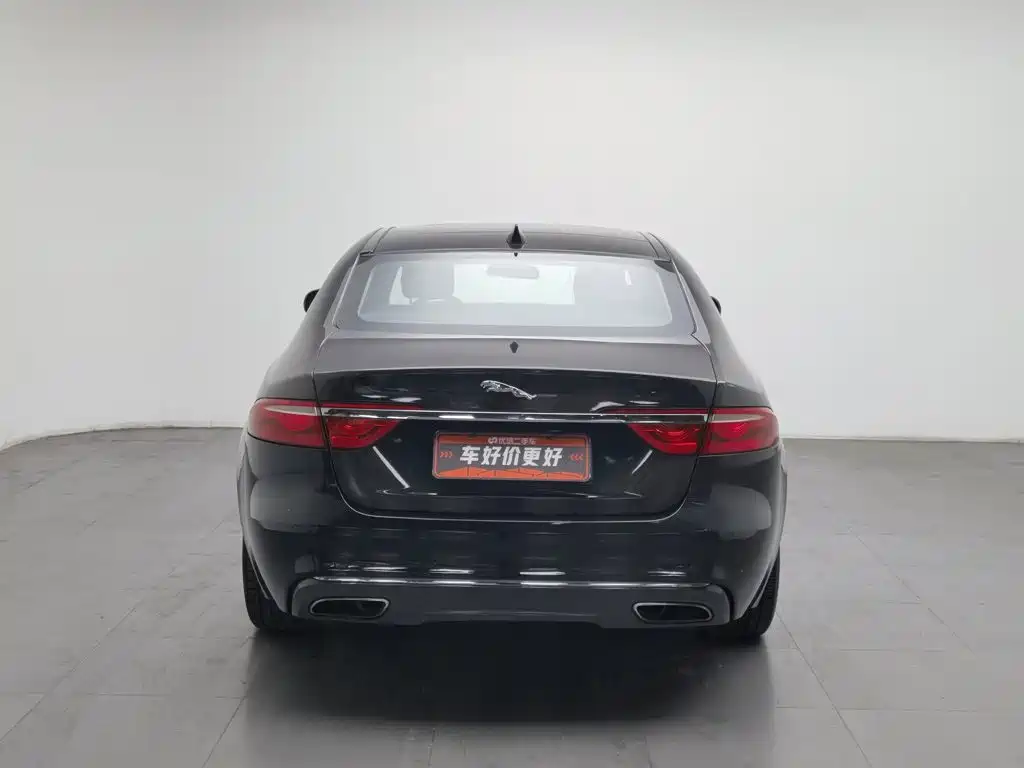 Jaguar XFL — миниатюра 4
