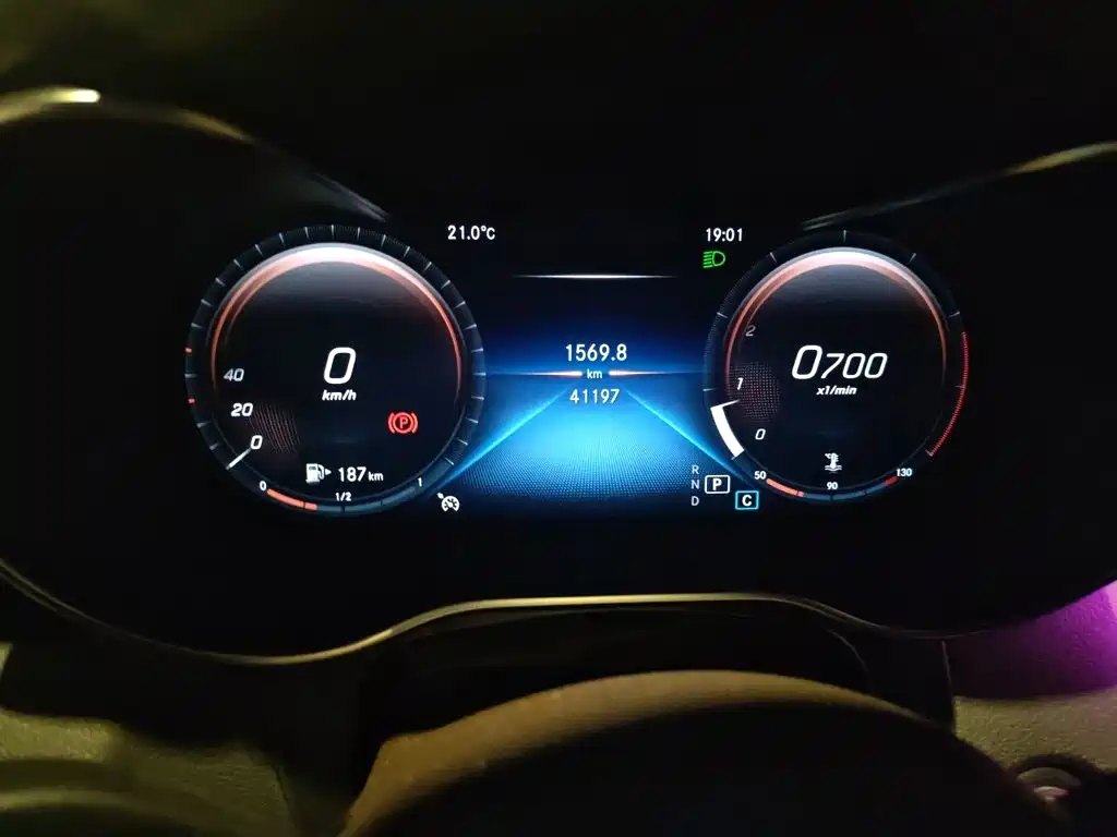 Mercedes-Benz GLC — миниатюра 7