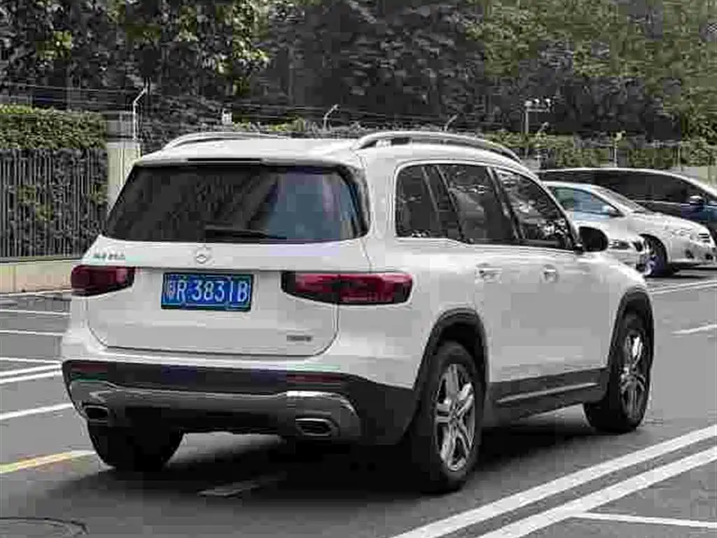 Mercedes-Benz GLB — миниатюра 4