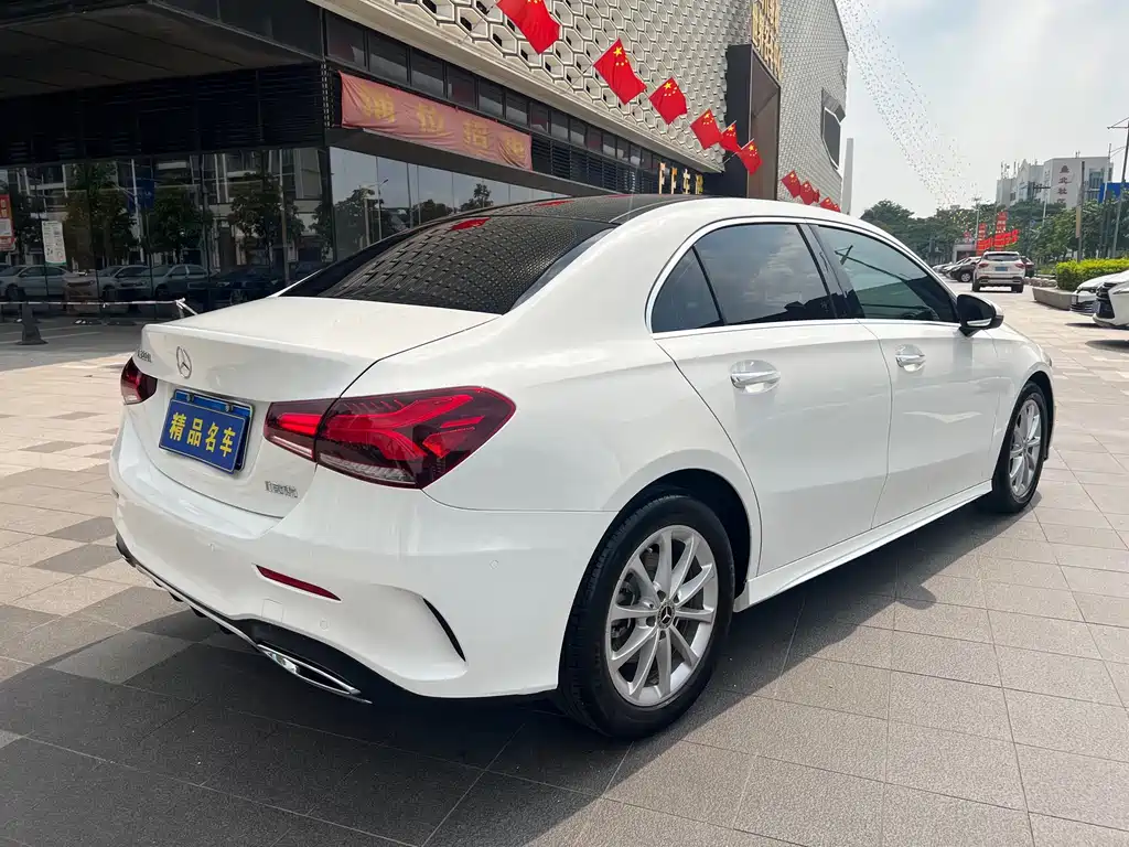 MERCEDES-BENZ A CLASS