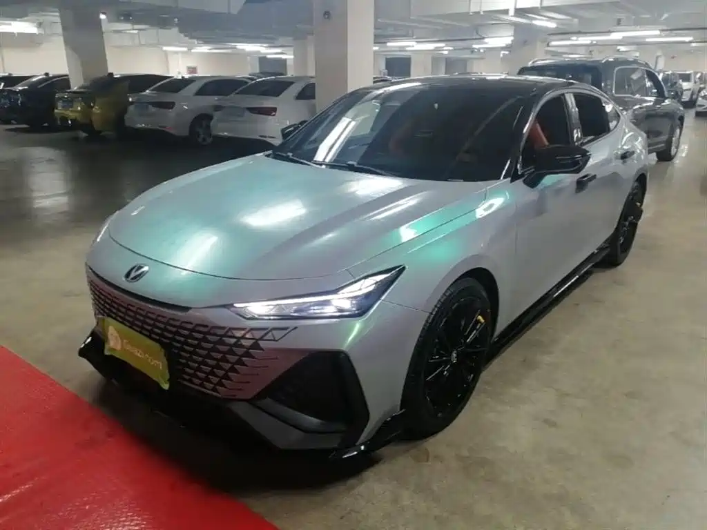 Changan UNI-V 2024