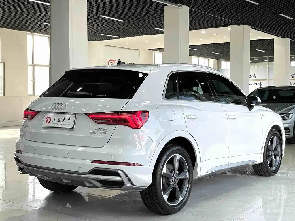 Audi Q3 2022 35 TFSI Fashion