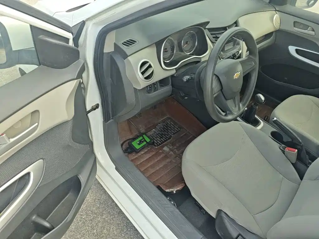 Chevrolet Sail — миниатюра 16