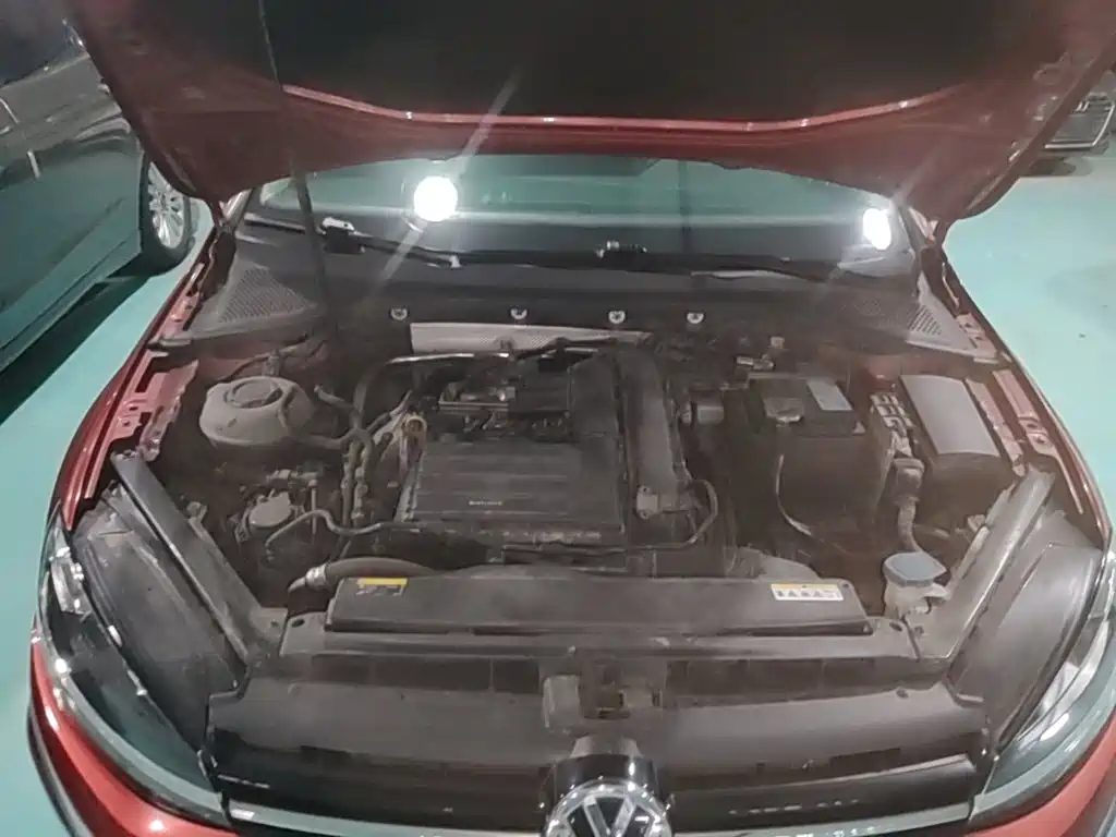 Volkswagen Golf — миниатюра 20