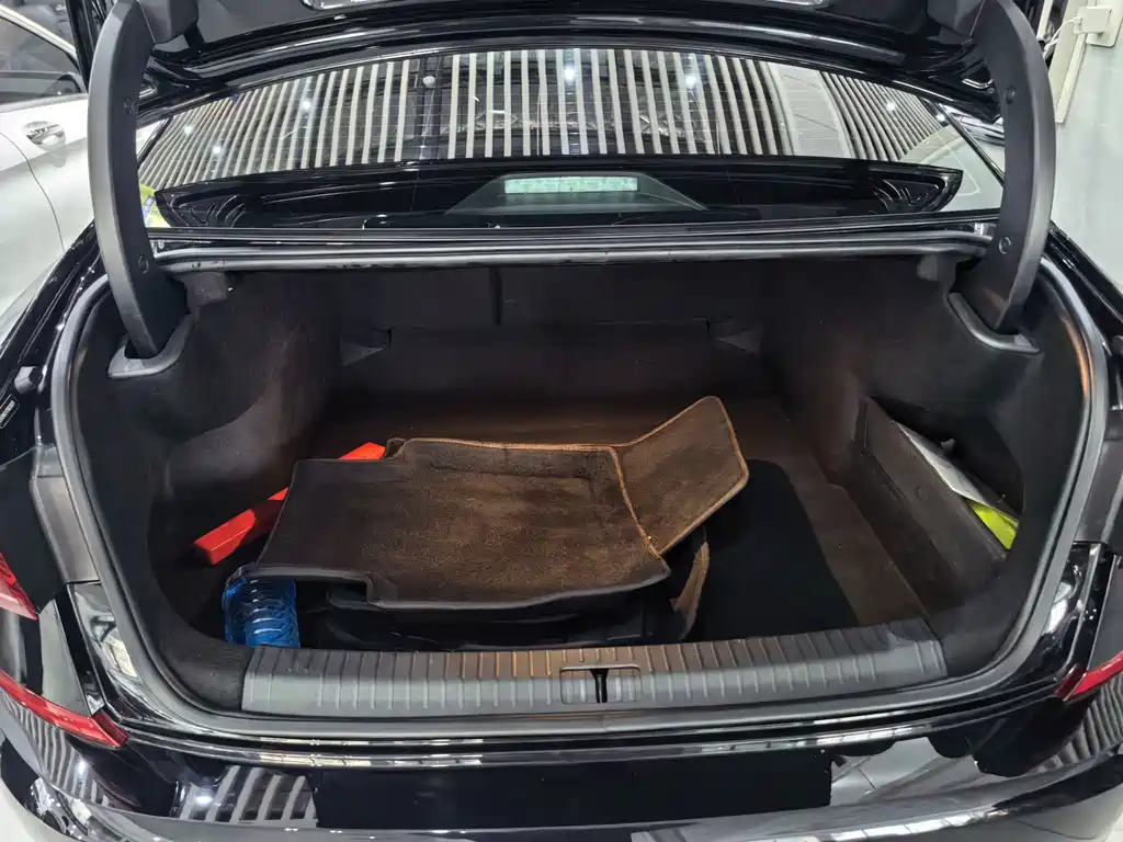 Volkswagen Passat — миниатюра 13