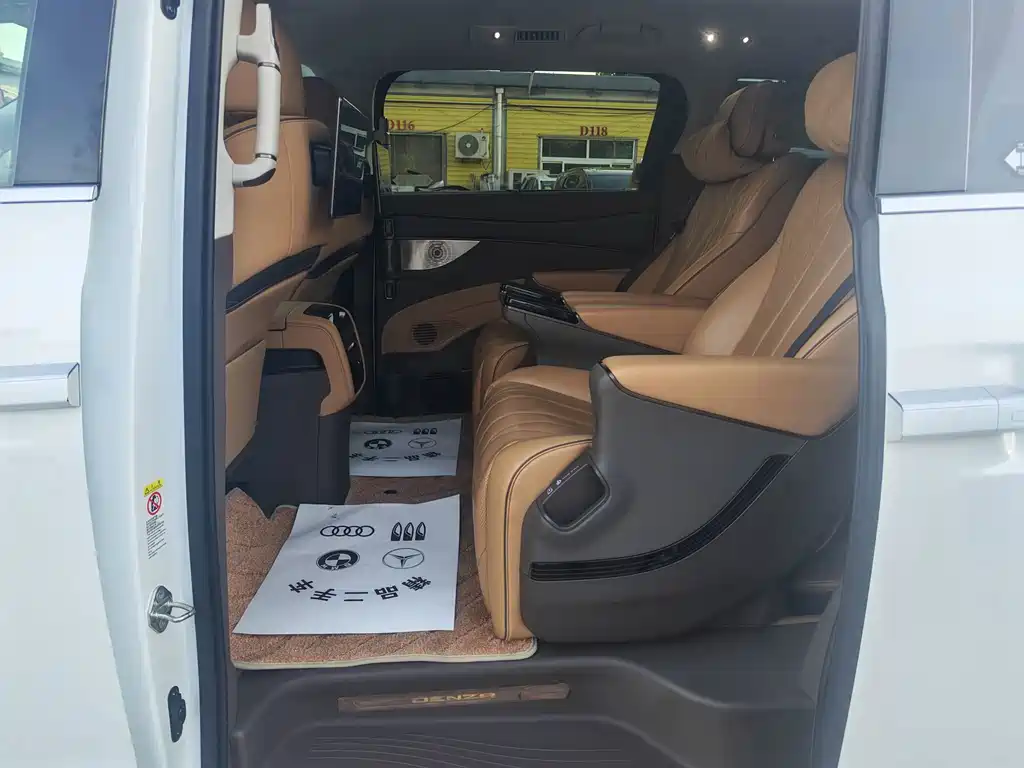 Denza Denza D9 — миниатюра 7