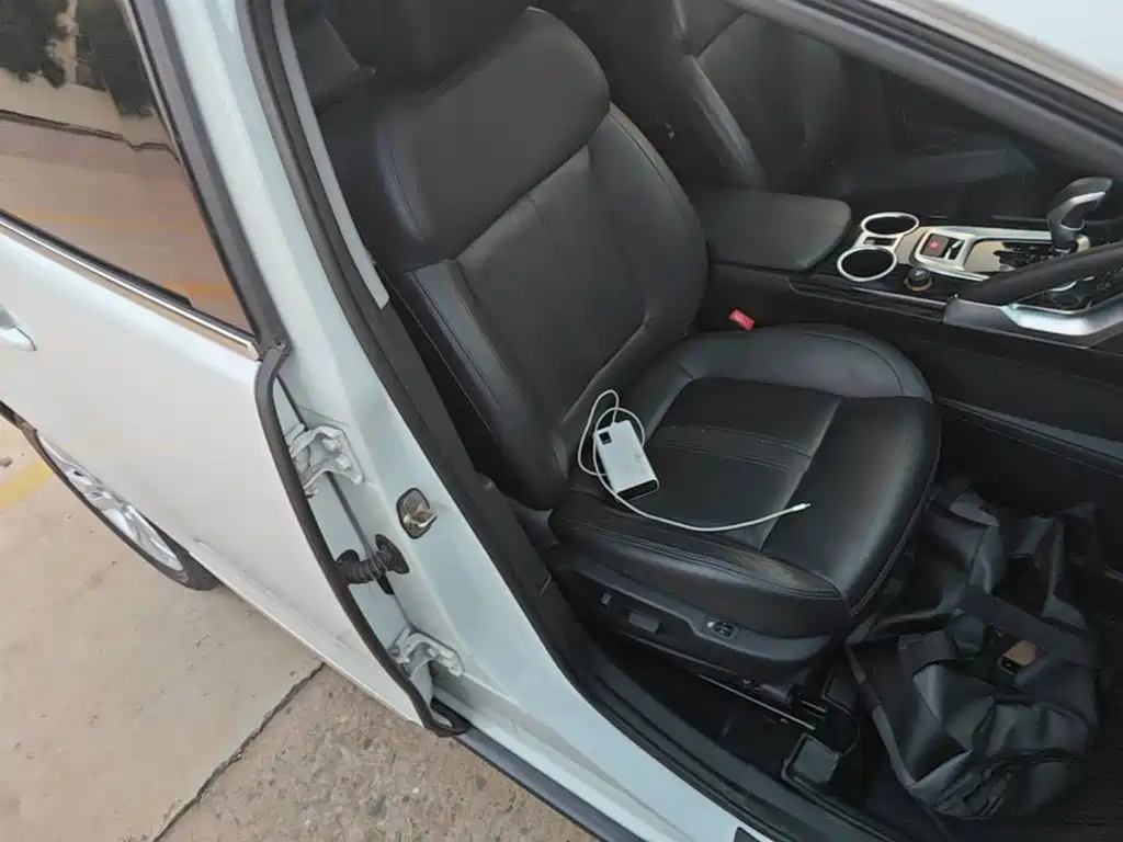 Peugeot 3008 — миниатюра 25