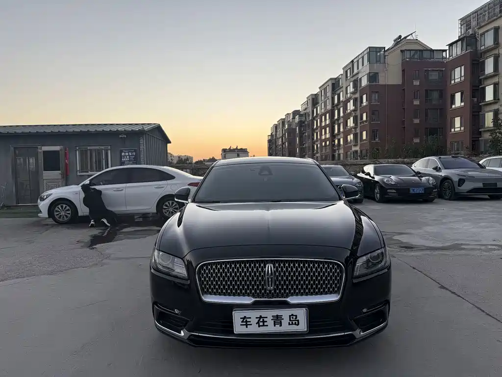 Lincoln Continental — миниатюра 2