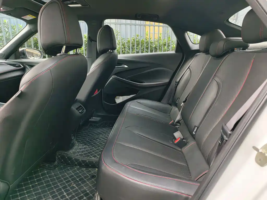 Buick Verano — миниатюра 18