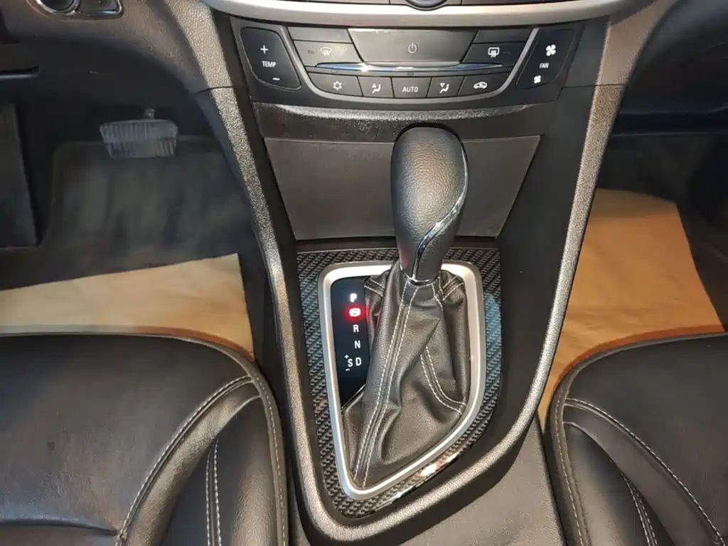 Buick Excelle — миниатюра 14