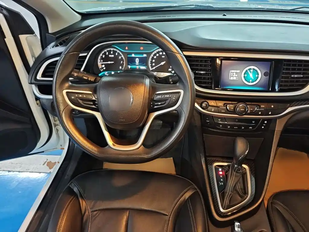 Buick Excelle — миниатюра 11