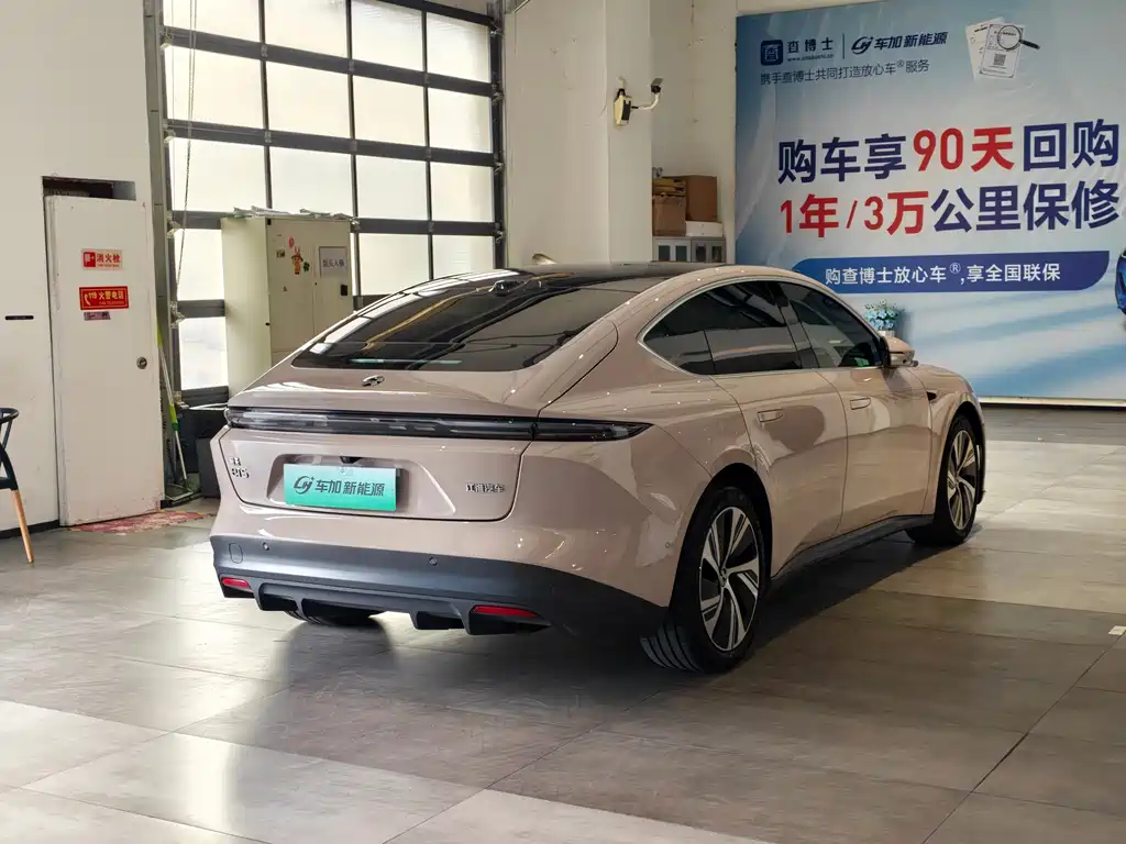 NIO ET5 — миниатюра 9