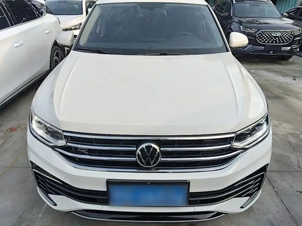 Volkswagen Tiguan L — миниатюра 3
