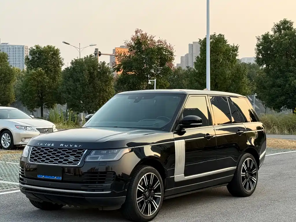 Land Rover Range Rover — миниатюра 2