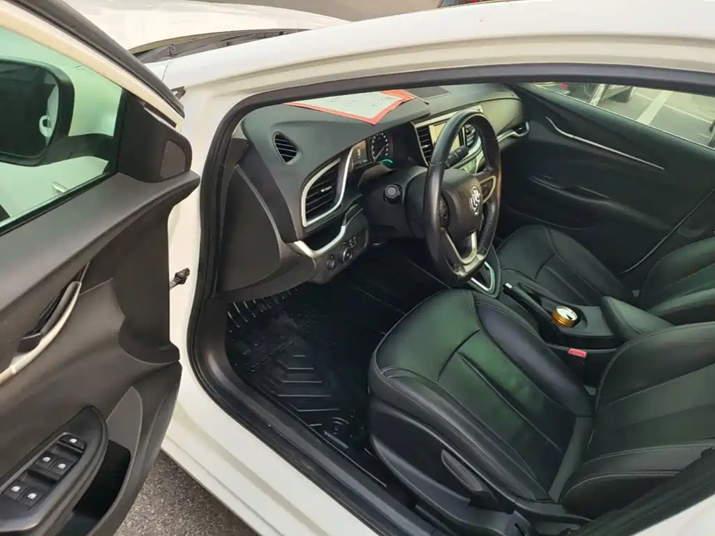 Buick Excelle — миниатюра 16