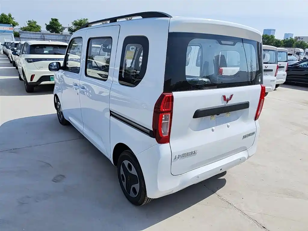 Wuling Sunshine EV 2025 305km