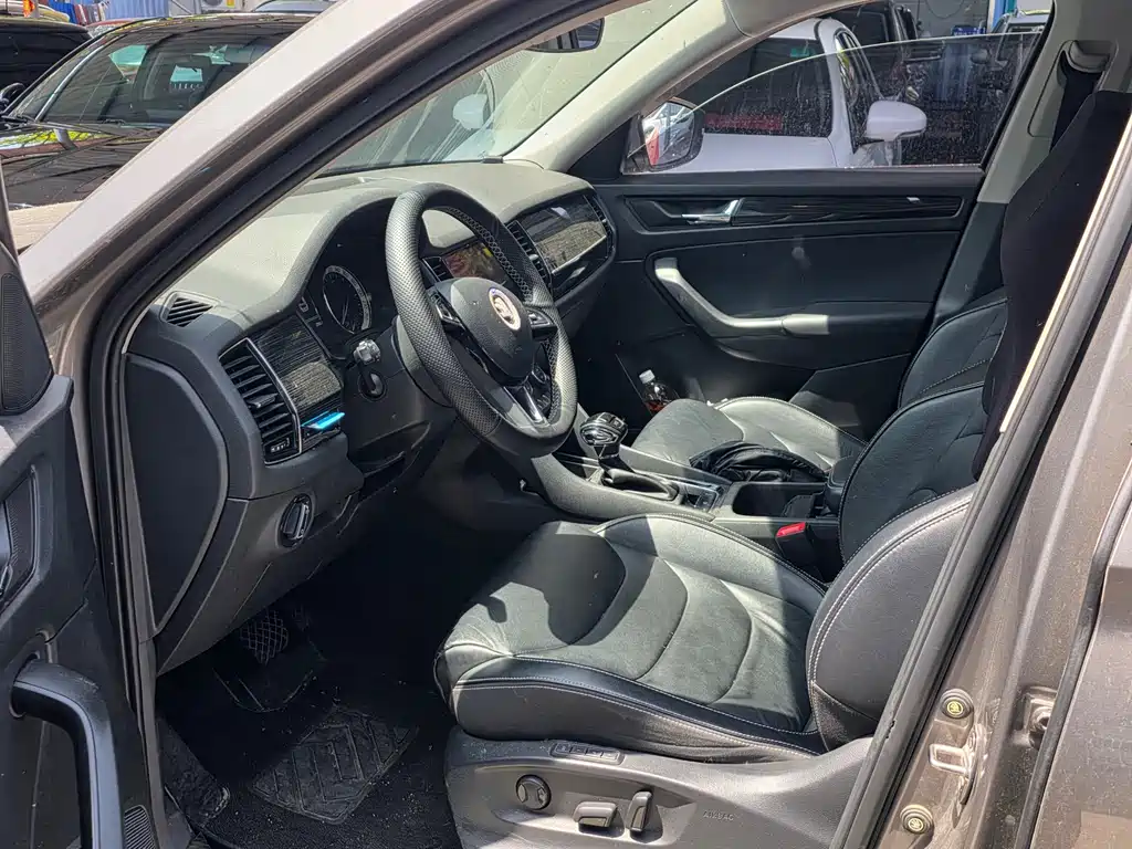 Skoda Kodiaq 2017 TSI330 7 мест Luxury