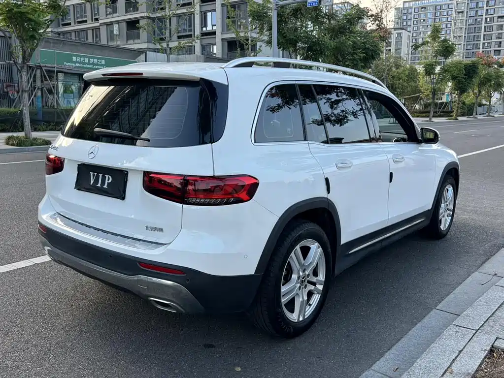Mercedes-Benz GLB — миниатюра 15