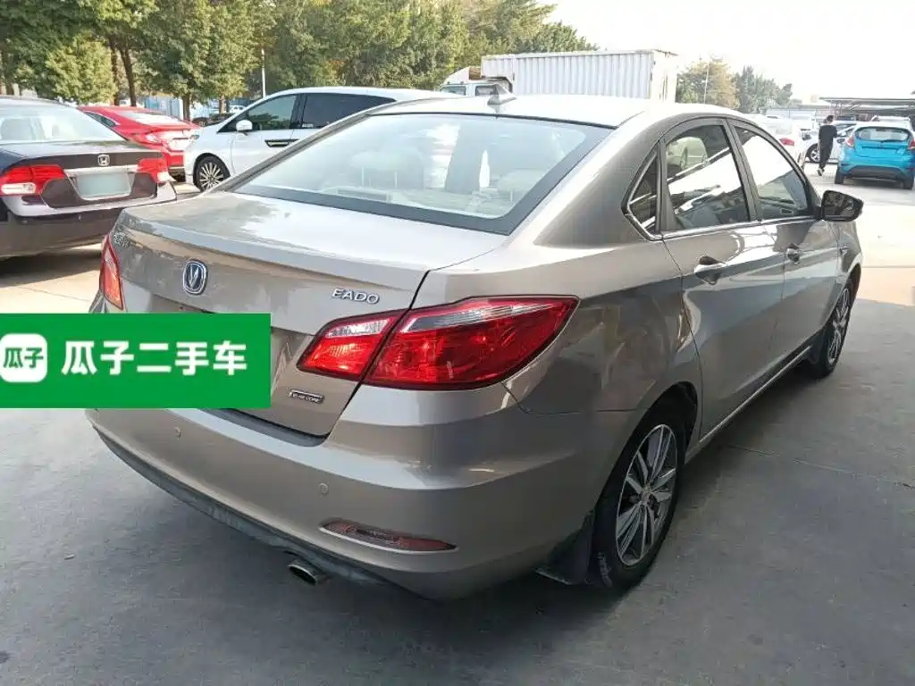 Changan Eado — миниатюра 7