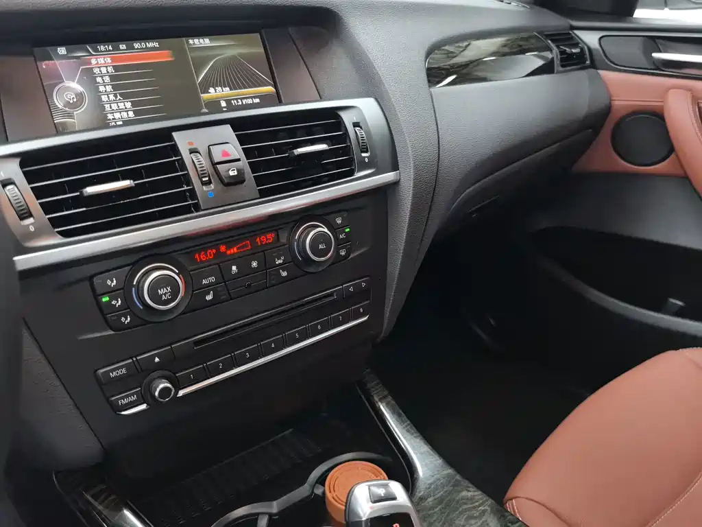 BMW X3 (Import) — миниатюра 10
