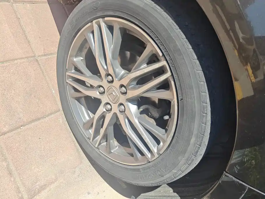 Honda Elysion — миниатюра 6