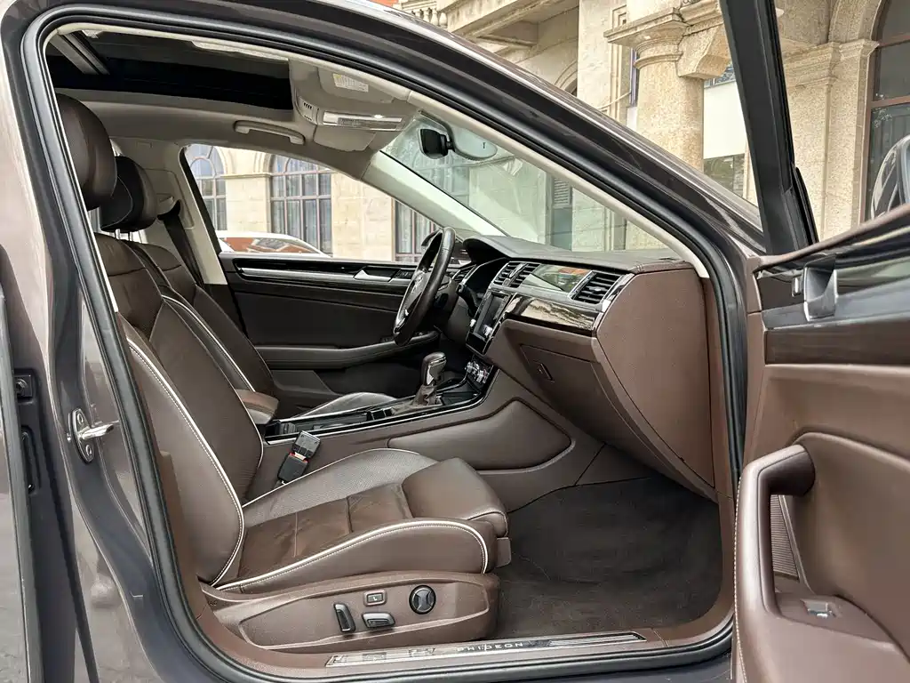 Volkswagen Phideon — миниатюра 15