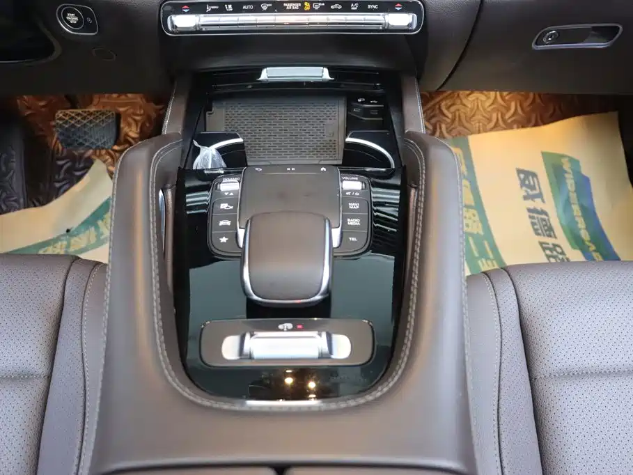 Mercedes-Benz GLE (Import) — миниатюра 25