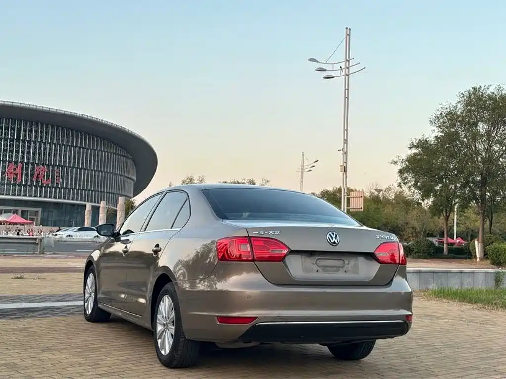 Volkswagen Sagitar — миниатюра 6