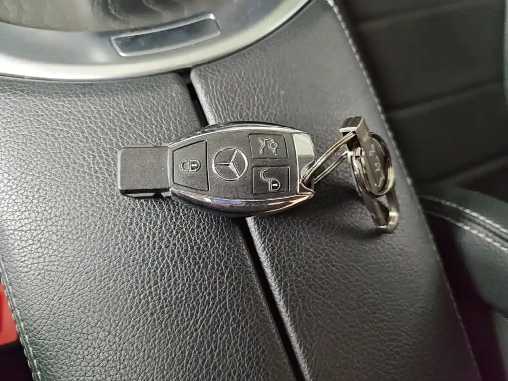 Mercedes-Benz C-Class — миниатюра 9