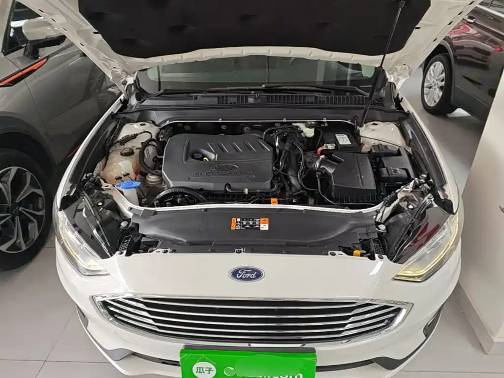 Ford Mondeo — миниатюра 20