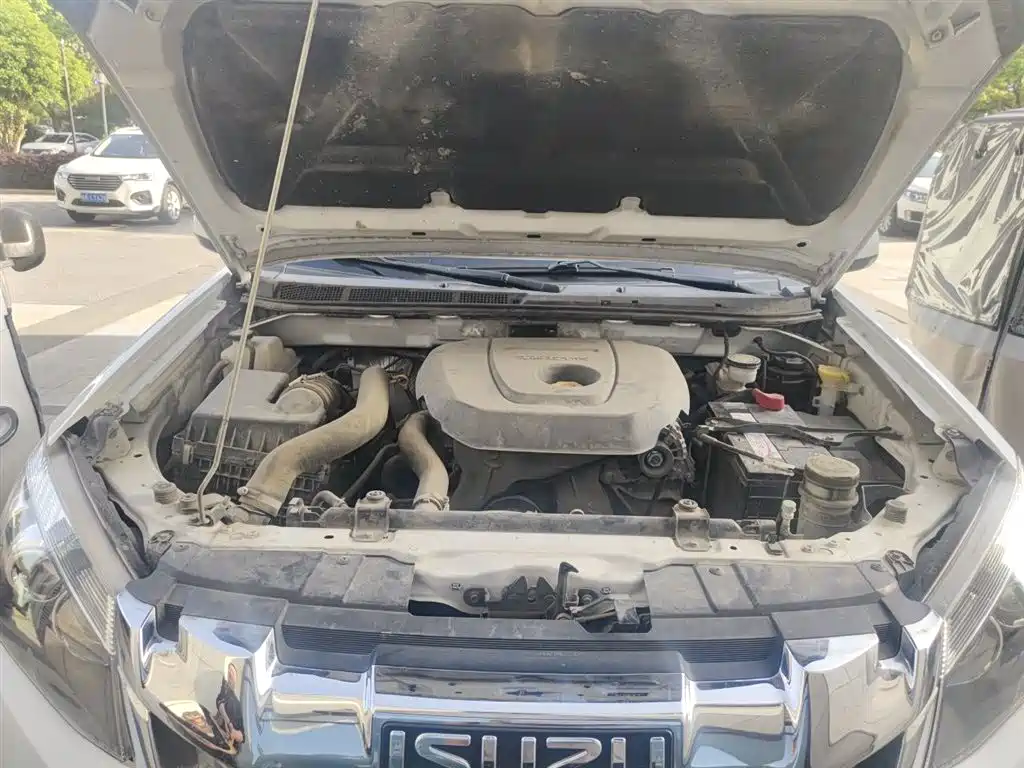 Isuzu Lingtuo — миниатюра 11