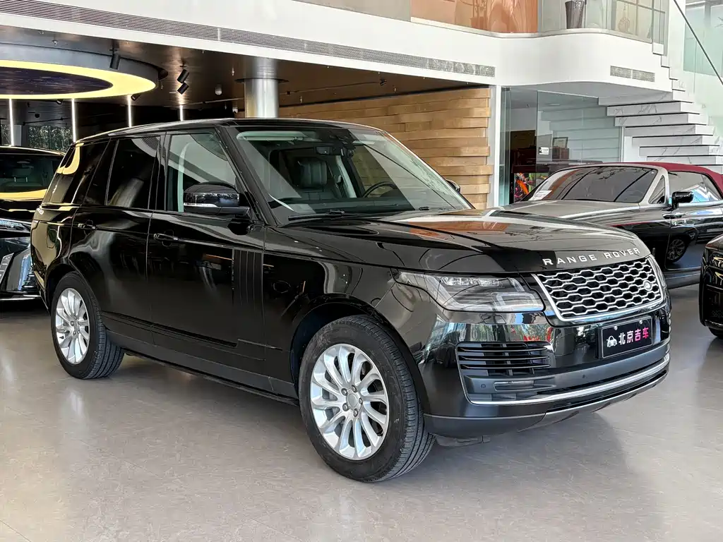 Land Rover Range Rover 2022 3.0 L6 360PS