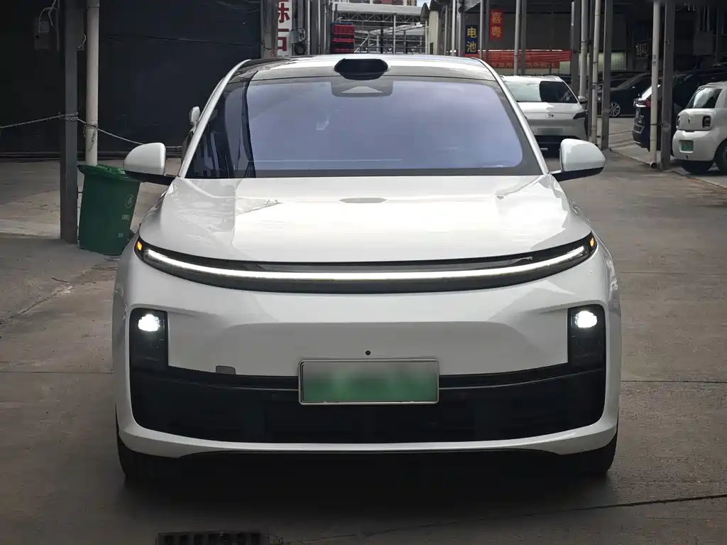 Li Auto Li L7 — миниатюра 2